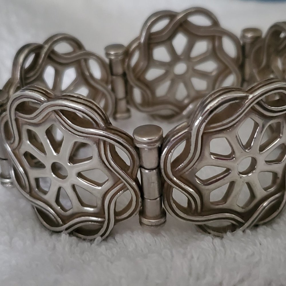 SLANE DIAMOND FENESTRA LINK BRACELET - Picture 5 of 10